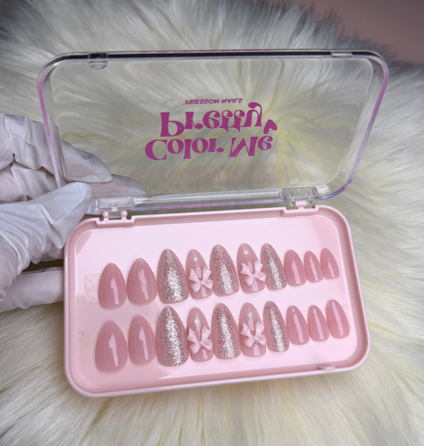 Soft Glam Glitter Nail